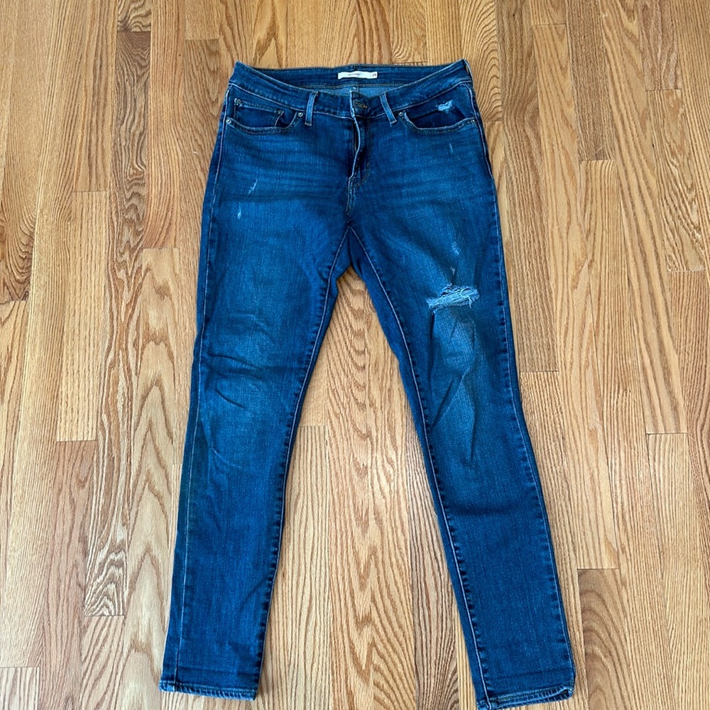 Levi’s Women’s 711 Skinny jeans , Size 29, Dark blue wash